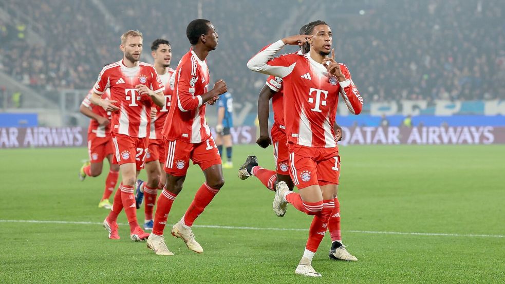 Der überragende Michael Olise jubelt nach seinem Tor im Arjen-Robben-Stil. Foto: Jonathan Moscrop