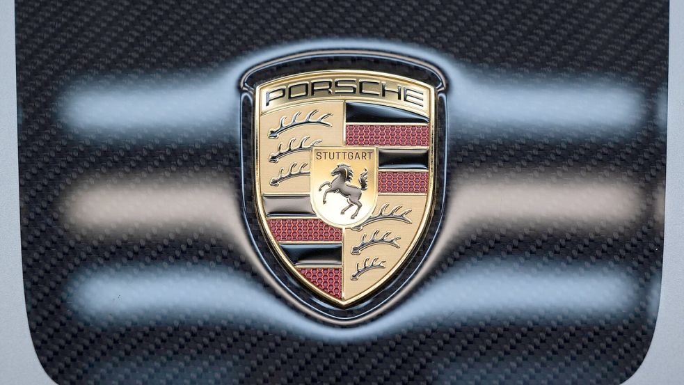 Der Sportwagenbauer muss beim Gewinn heftige Einbußen hinnehmen. (Archivbild) Foto: Marijan Murat