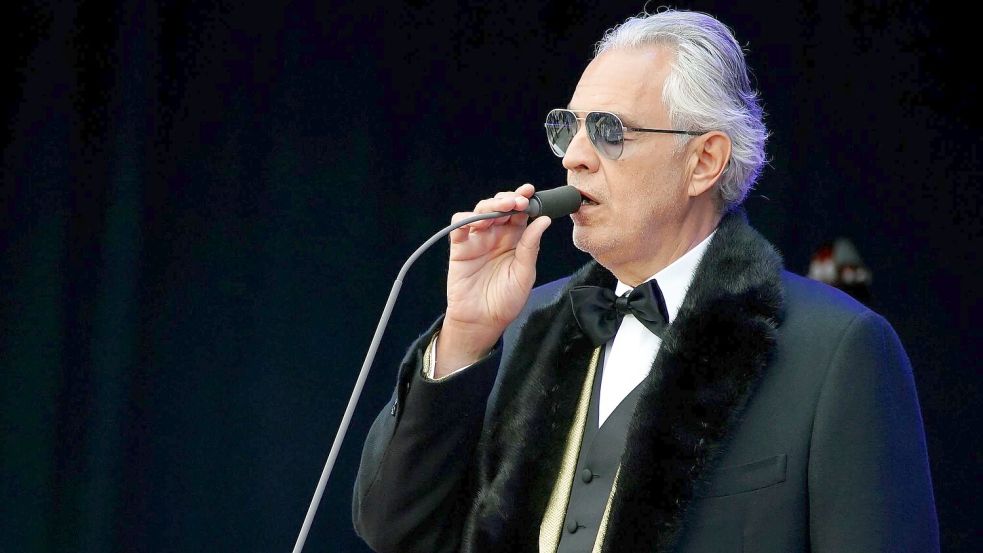Andrea Bocelli sang zu Beginn seiner Karriere hauptsächlich Pop - erst später verlagerte er den Schwerpunkt auf Klassik. (Archivbild) Foto: Peter Byrne