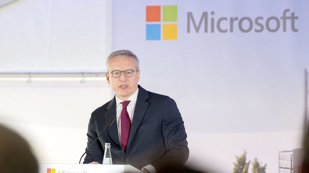 Bundesdigitalminister Karsten Wildberger war beim Spatenstich als Gast dabei. Foto: Benjamin Westhoff