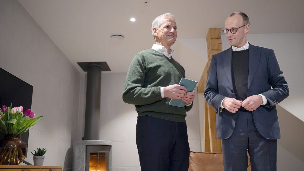 Merz will am Nachmittag mit einem Militärtransporter vom Typ A400M zum Militärstützpunkt Bardufoss fliegen und sich mit Støre ein Bild von der Übung Cold Response machen. Foto: Soeren Stache