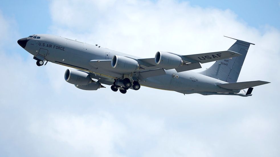 Das US-Militär hat ein Tankflugzeug verloren. (Archivbild) Foto: Hiro Komae/AP/dpa