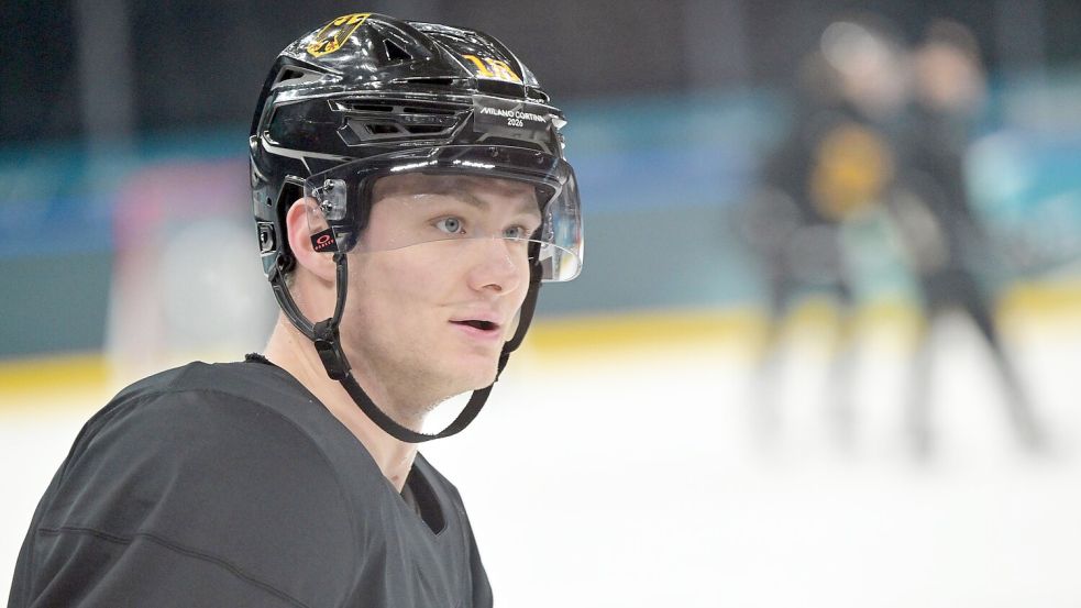 Tim Stützle und Co. gastieren für NHL-Spiele in Düsseldorf. (Archivbild) Foto: Peter Kneffel