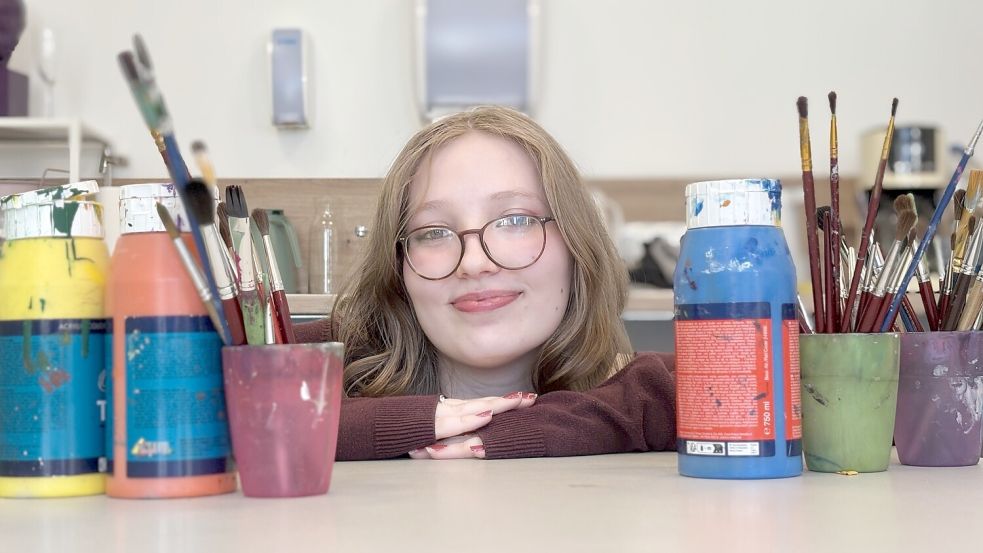 Seit September arbeitet Alea Abels in der Kunstschule. Foto: Eva van Loh