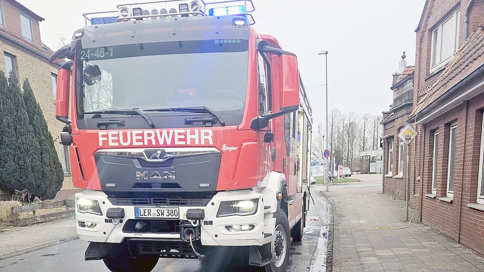 In Weener rückte die Feuerwehr in die Neue Straße aus. Foto: Feuerwehr
