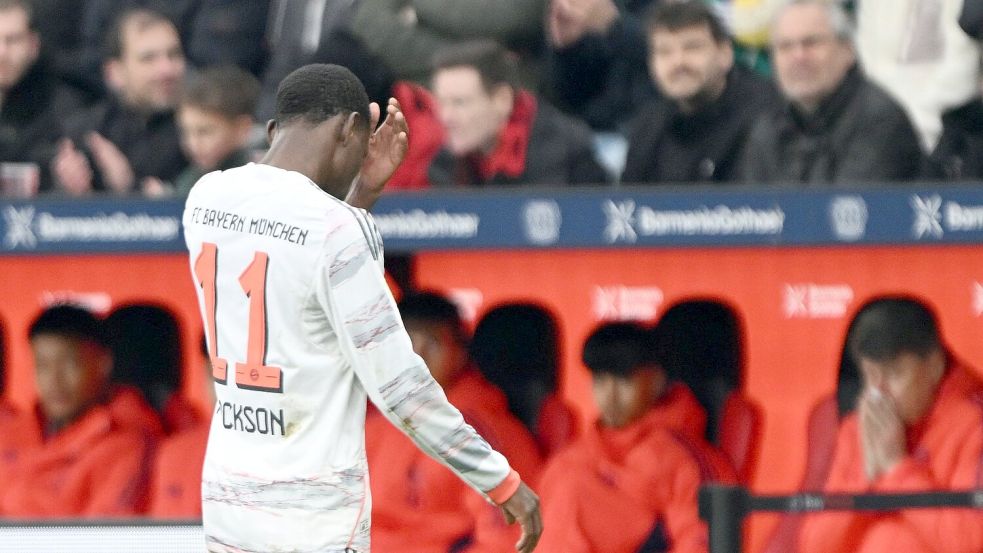 Musste nach einer Roten Karte vorzeitig vom Platz: Nicolas Jackson. Foto: Federico Gambarini