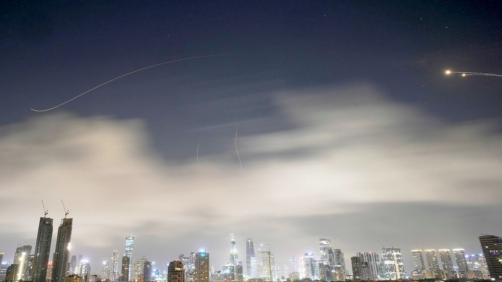 Israel wird erneut Ziel iranischer Raketen. Foto: Ohad Zwigenberg/AP/dpa