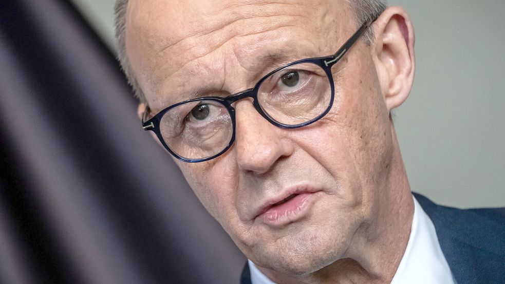 Merz: Gehe davon aus, „dass dies abgestellt wird und dass dies gegebenenfalls auch Konsequenzen hat“. Foto: Michael Kappeler/dpa