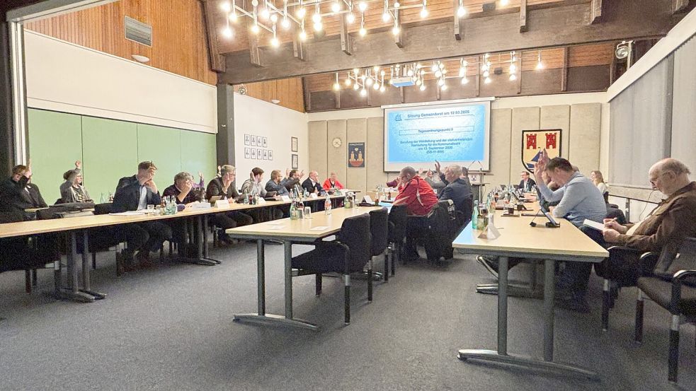 50 Jahre lang hat der Gemeinderat Moormerland im Sitzungssaal im Rathaus getagt. Foto: Karin Lüppen