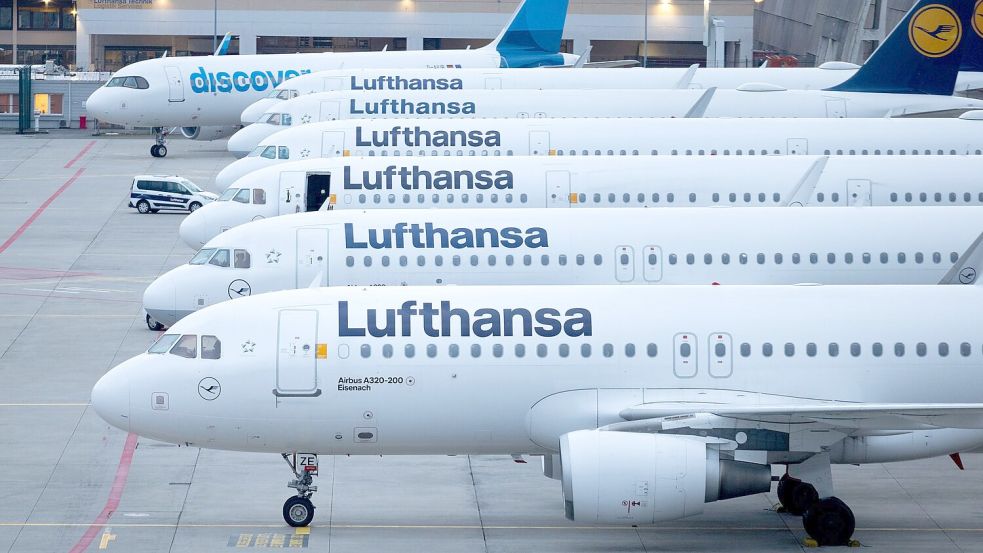 Ob Flüge durch die Steuersenkung billiger werden, ist offen. (Symbolbild) Foto: Lando Hass