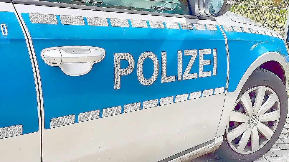 Die Polizei durchsuchte zwei Wohnungen im Saterland. Symbolfoto: Pixabay