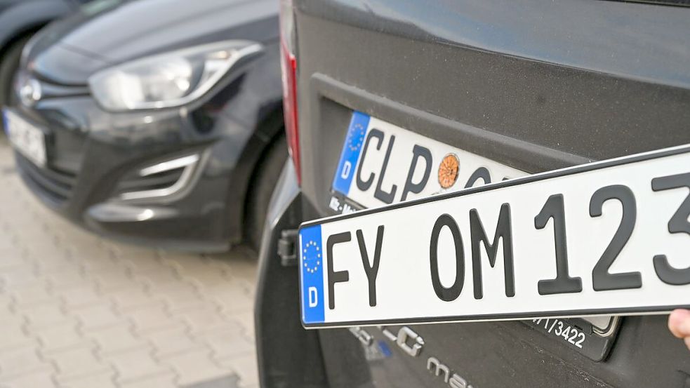 Bekommt Friesoythe bald sein eigenes Kennzeichen? Die Idee „FY“ für Friesoythe gefiel nur Wenigen. Stattdessen ist nun „FRY“ im Gespräch. Foto: Hermes/Archiv