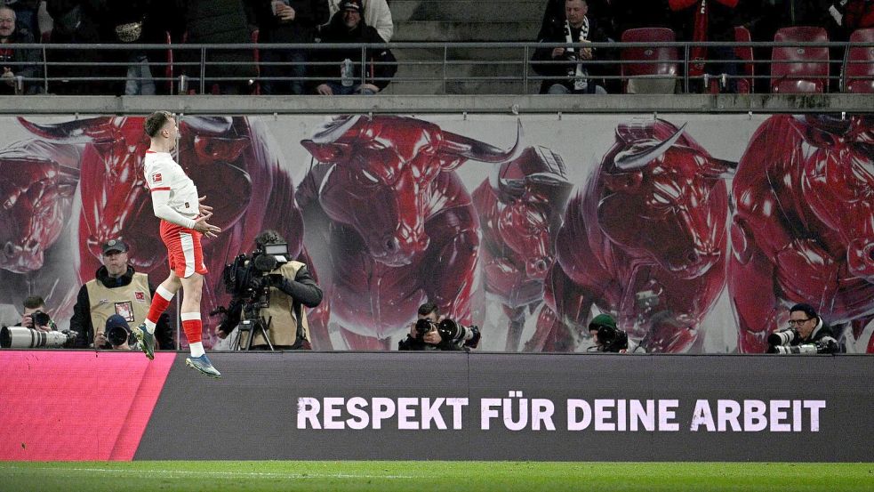 Leipzig Gruda bejubelt den Führungstreffer gegen die TSG Hoffenheim. Foto: Julius Frick