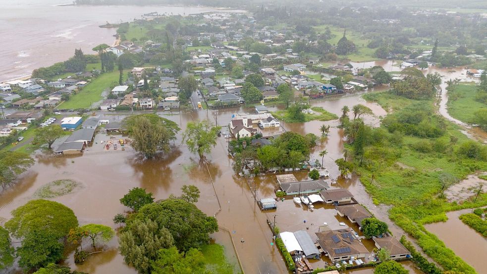 Besonders die Nordküste von Oahu ist stark betroffen. Foto: Mengshin Lin/FR172028 AP/AP/dpa