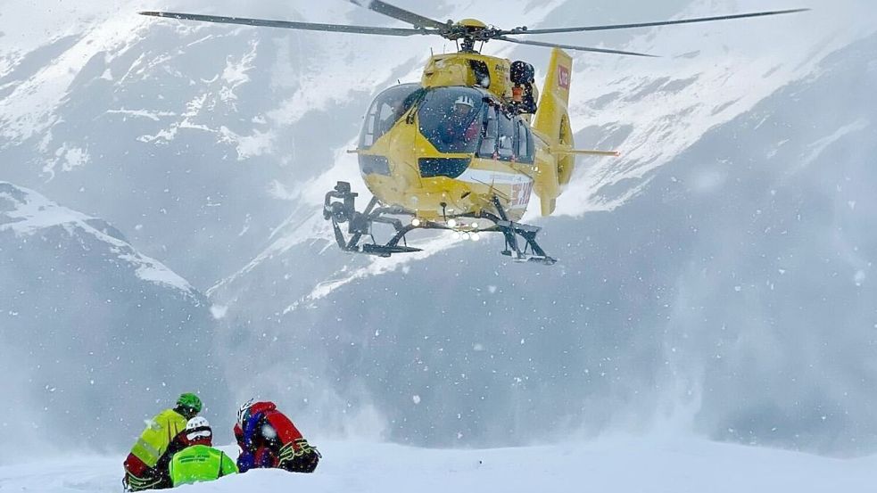 Mit Rettungshubschraubern wurden die Verletzten ausgeflogen. Foto: ---