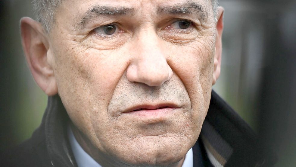 Ex-Premier Jansa führte lange in den Meinungsumfragen - nun verlor er die Wahl äußerst knapp. Foto: Denes Erdos/AP/dpa