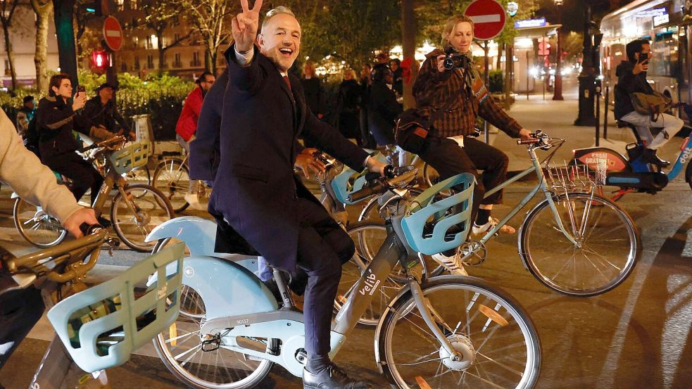 Emmanuel Grégoire tritt diskret auf, wusste seinen Wahlsieg jedoch geschickt zu inszenieren. Foto: KENZO TRIBOUILLARD