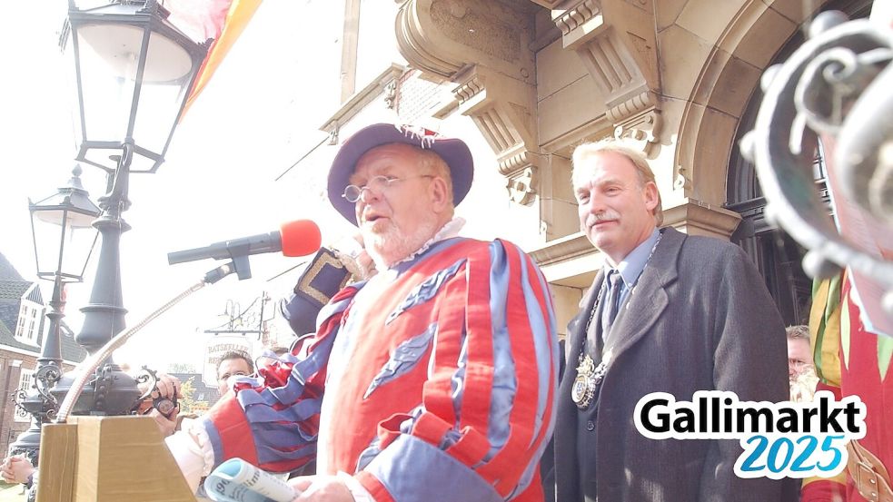 Der damalige Ausrufer Bodo Wolters und Bürgermeister Wolfgang Kellner eröffneten 2004 den Gallimarkt. Foto: Bodo Wolters/Archiv