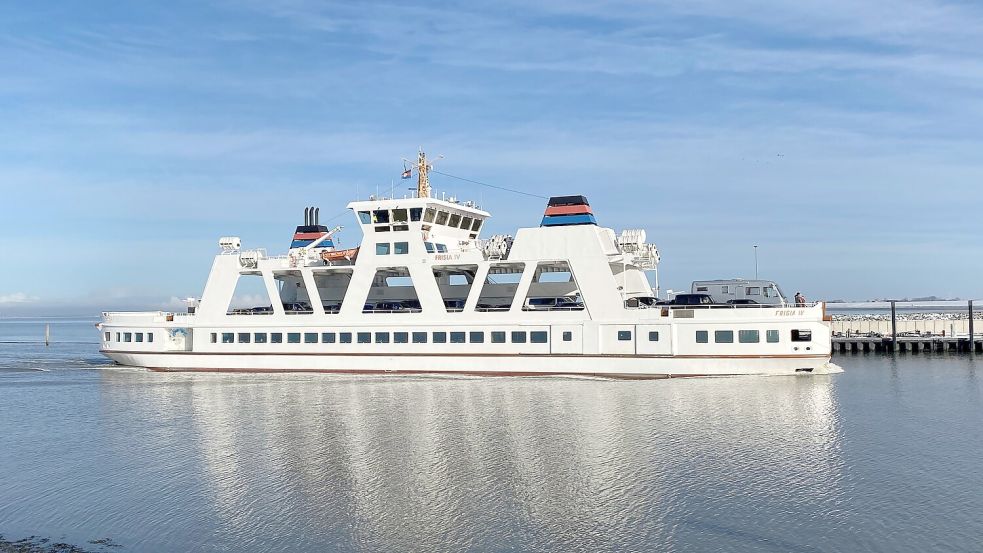 Die „Frisia IV“ bringt Passagiere nach Norderney. Fotos: Emder Werft und Dock GmbH/Christoph Assies