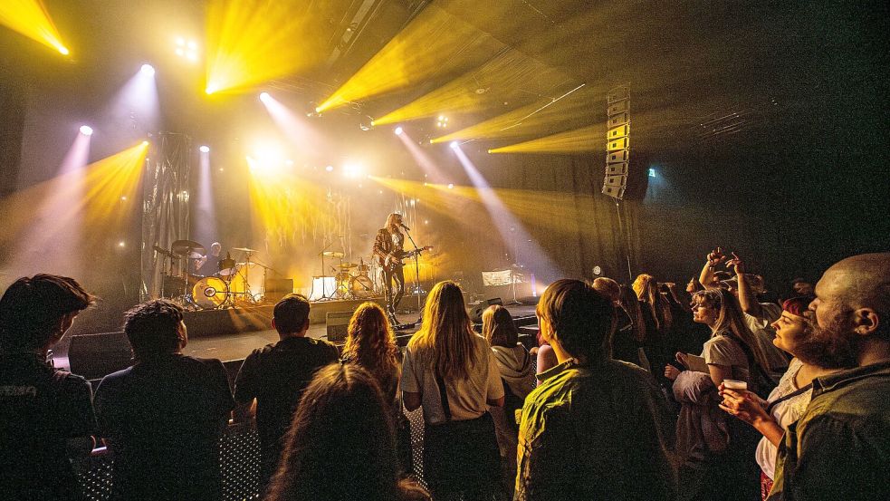 Letztes Jahr gastierte der Popsalon erstmals in der Botschaft – unter anderem mit Wavyboi. Foto: Lauren Rote