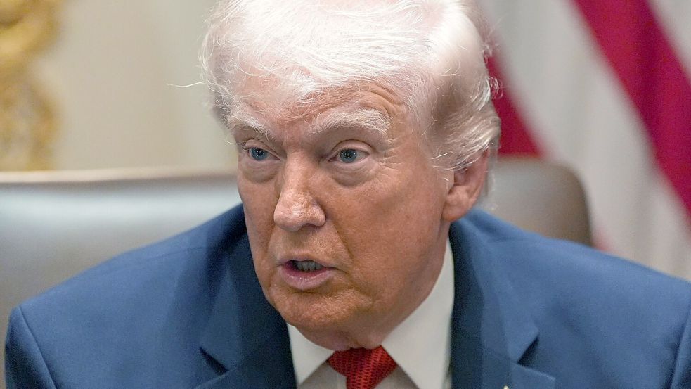 Trump verlängert seine Frist zur Zerstörung iranischer Kraftwerke. Foto: Alex Brandon