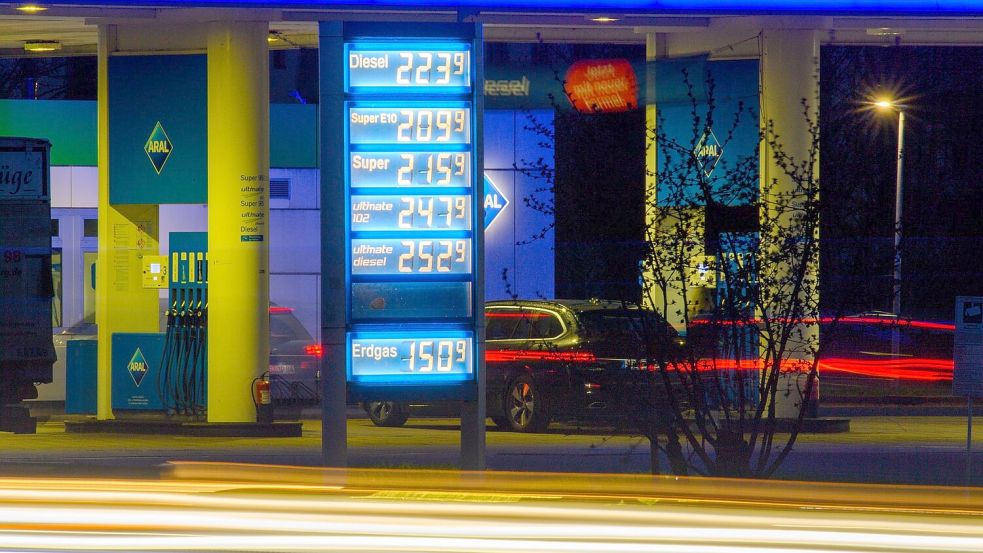 Die Spritpreise geben seit einigen Tagen nach. (Archivbild) Foto: Klaus-Dietmar Gabbert