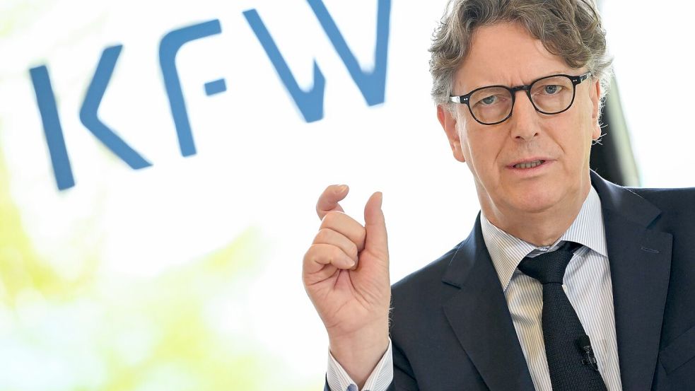 KfW-Vorstandschef Stefan Wintels kann starke Förderzahlen für 2025 vorweisen. (Archivbild) Foto: Arne Dedert