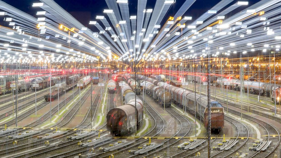Ein großes Sorgenkind: die Bahn-Güterverkehrssparte DB Cargo. (Archivbild) Foto: Hendrik Schmidt