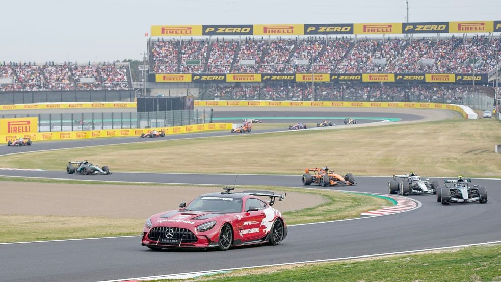 Eine Safety-Car-Phase entschied das Rennen in Suzuka. Foto: Eugene Hoshiko