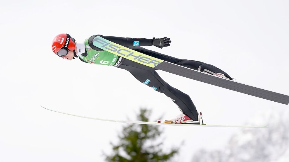 Karl Geiger war beim Saisonabschluss der beste Deutsche. Foto: Darko Bandic