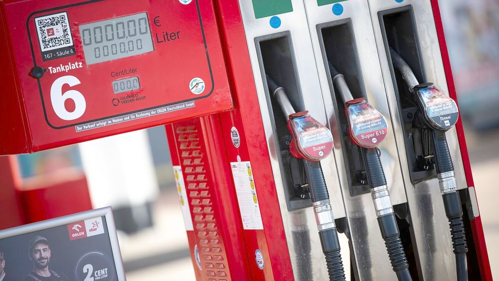 Die neue Preisregel für Tankstellen soll am 1. April in Kraft treten. (Symbolbild) Foto: Philip Dulian
