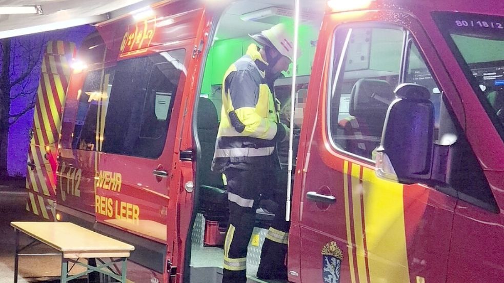 Auch der der Gefahrgutzug der Kreisfeuerwehr Leer war im Einsatz. Foto: R. Iwanoff/Feuerwehr