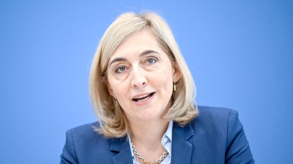 Gesundheitsministerin Warken will schnell eine Gesundheitsreform auf den Weg bringen. Foto: Britta Pedersen/dpa