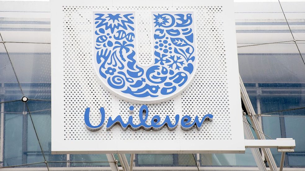 Unilever hat einen vorübergehenden Einstellungsstopp verhängt. Foto: Daniel Reinhardt/dpa