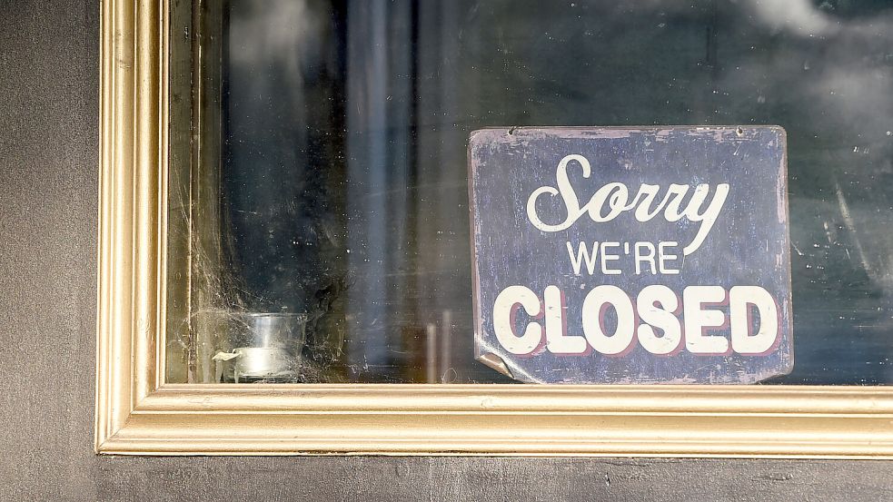 Aufgegeben: Vor allem kleinere Gastronomiebetriebe haben mit den Kostensteigerungen arge Probleme. Symbolfoto: Kira Hofmann/dpa
