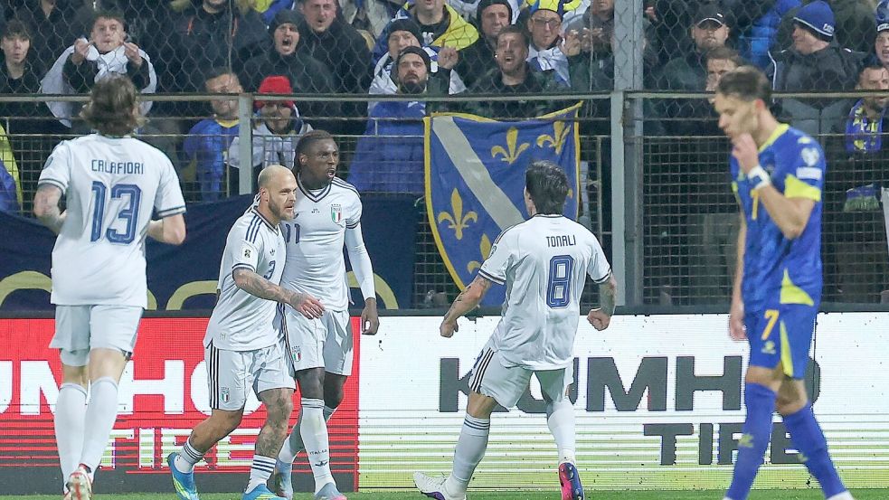 Kean bejubelt Italiens Führungstor. Foto: Armin Durgut