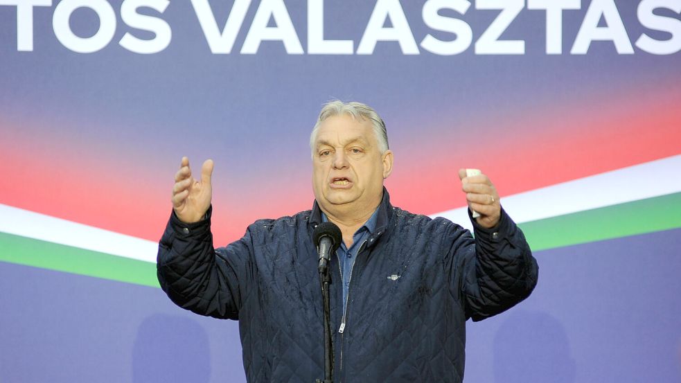 Die Wahlkampagne von Viktor Orbáns Partei Fidesz ist ganz auf eine Anti-EU-Linie ausgelegt. Foto: IMAGO/Avalon.red
