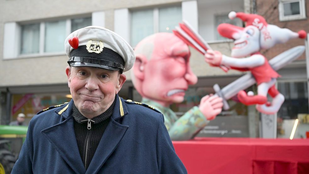 Karnevalswagenbauer Jacques Tilly ist von einem russischen Gericht zu achteinhalb Jahren Haft verurteilt worden (Archivbild). Foto: Federico Gambarini