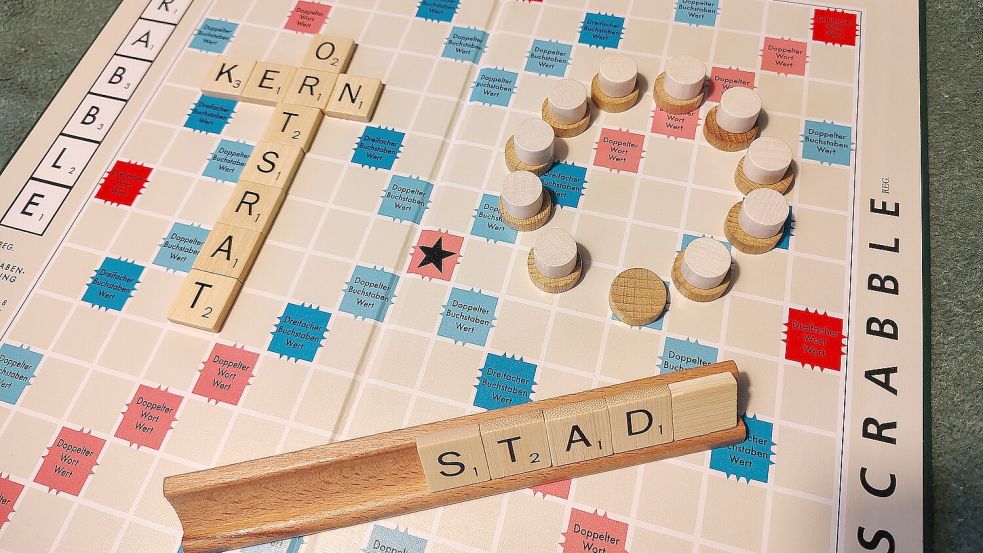 Hat der Ortsrat Kernstadt noch Platz auf dem lokalpolitischen Auricher Spielbrett? Es geht um unbesetzte Sitze und einiges mehr. Foto: Karin Böhmer