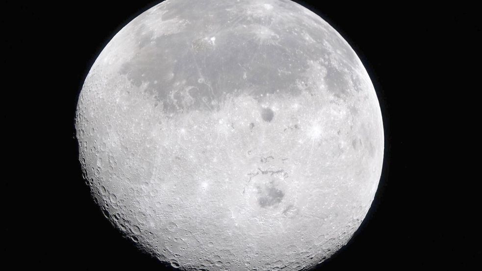 Der Mond - aus der Perspektive der „Artemis 2“-Crew. Foto: Uncredited/NASA/AP/dpa
