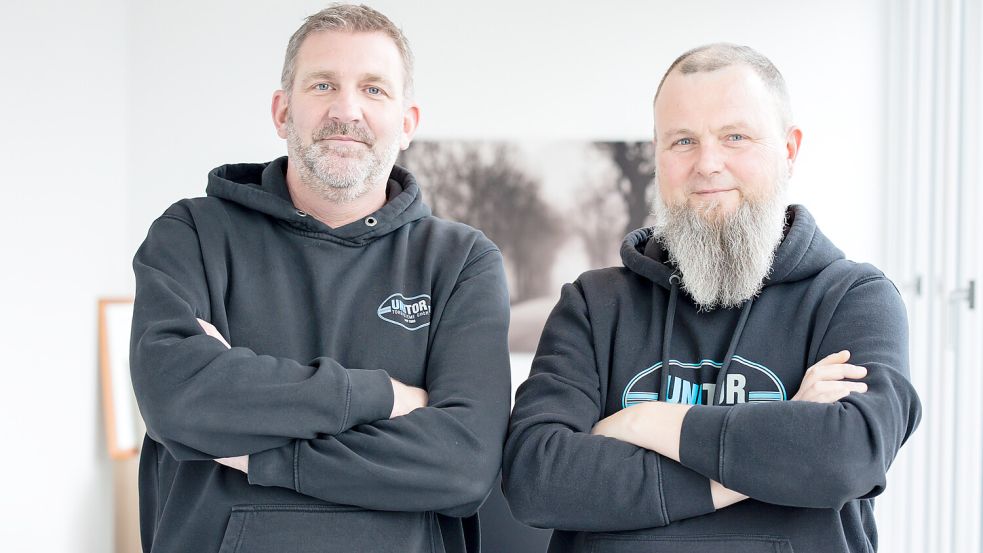 Geschäftsführer der Firma Unitor in Jemgum-Soltborg sind Sven Heikens (rechts) und André Müller. Foto: Monique Dirks Fotografie