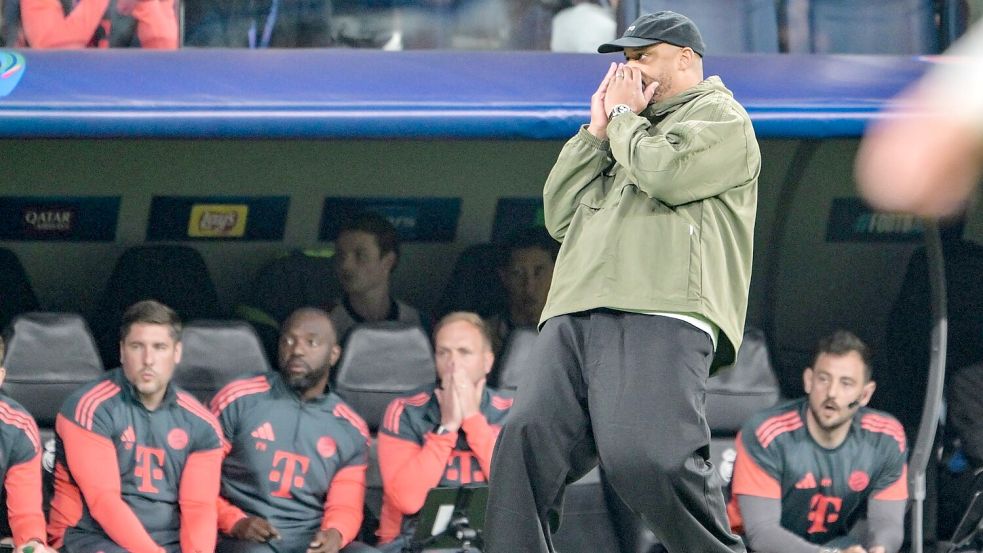 Vincent Kompany ging am Spielfeldrand emotional mit bei seinem großen Sieg im 100. Pflichtspiel als Bayern-Trainer. Foto: Peter Kneffel