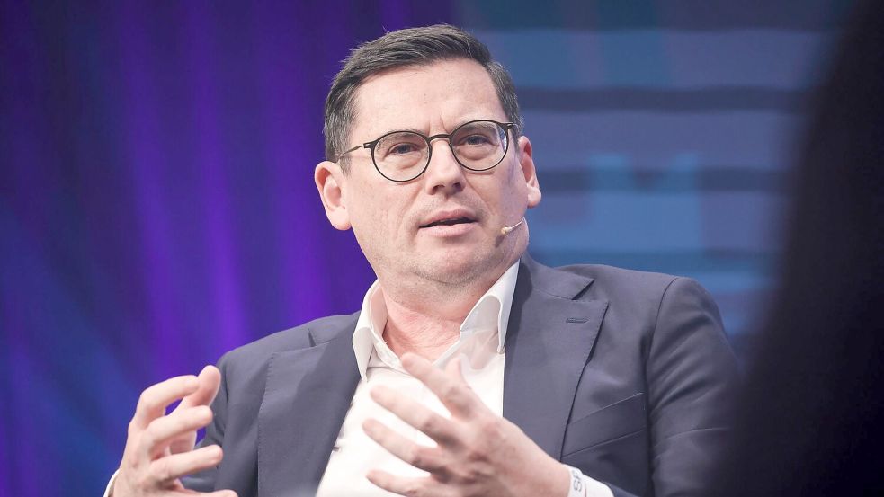 Freiburgs Oliver Leki fordert eine Umverteilung der Europapokal-Gelder. (Archivbild) Foto: Christian Charisius