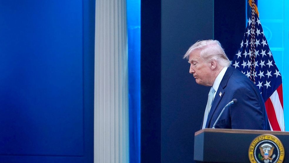 Es gibt nach wie vor zentrale Probleme im Iran-Krieg, an deren Lösung Trump sich nun messen lassen muss. (Archivbild) Foto: Julia Demaree Nikhinson