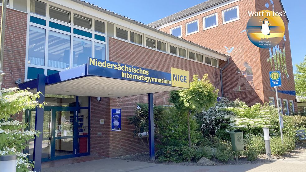 So sieht das Niedersächsische Internatsgymnasium in Esens von außen aus. Foto: Imke Oltmanns/Archiv