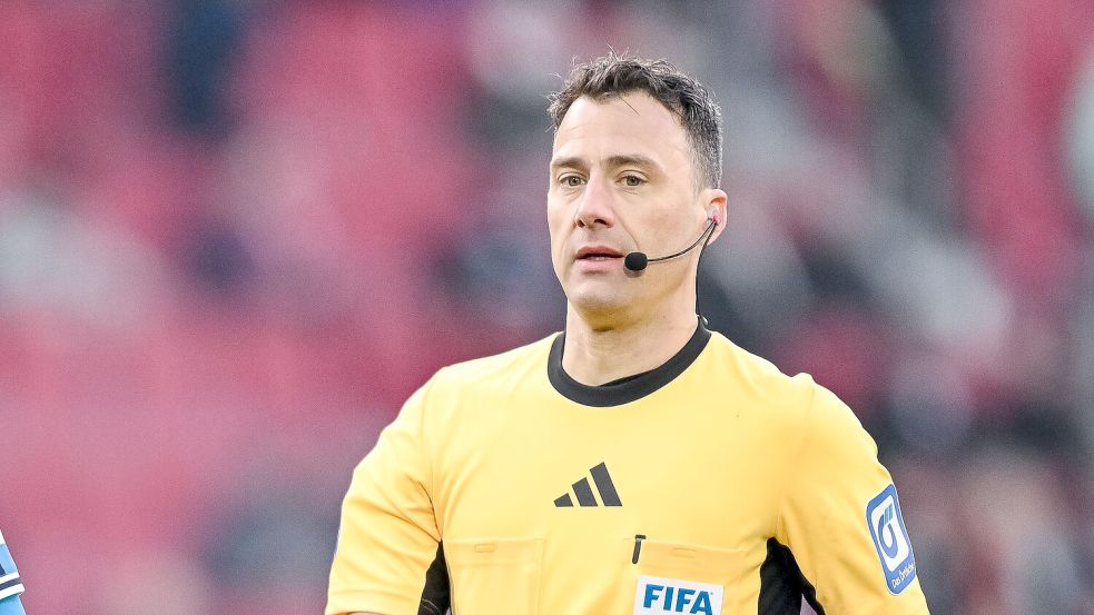 Felix Zwayer kann sich auf die WM freuen. (Archivbild) Foto: Harry Langer