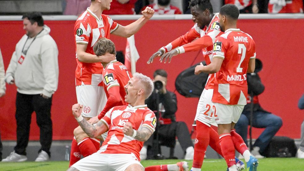 Der FSV Mainz 05 bejubelte in der ersten Hälfte zwei Traumtore. Foto: Torsten Silz