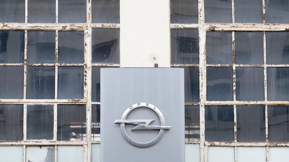 Der Mutterkonzern Stellantis schrumpft die Opel-Entwicklung weiter. Foto: Boris Roessler