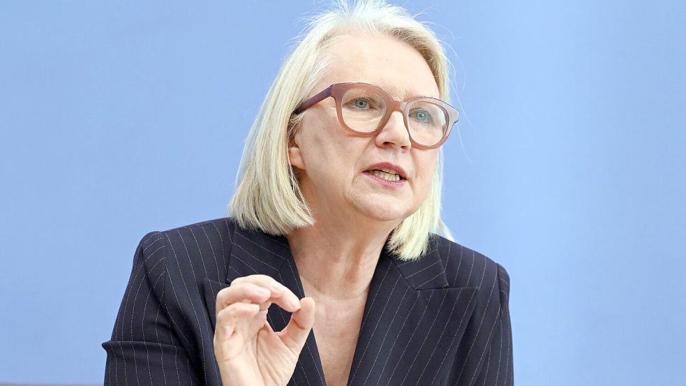 Berät die Bundesregierung in der Wirtschaftspolitik: die „Wirtschaftsweise“ Monika Schnitzer. Sie sagt: „Das ist eine Krise, wie sie immer wieder mal vorkommt. Die meisten Menschen können diese höheren Spritpreise verkraften.“ Foto: IMAGO/Frederic Kern