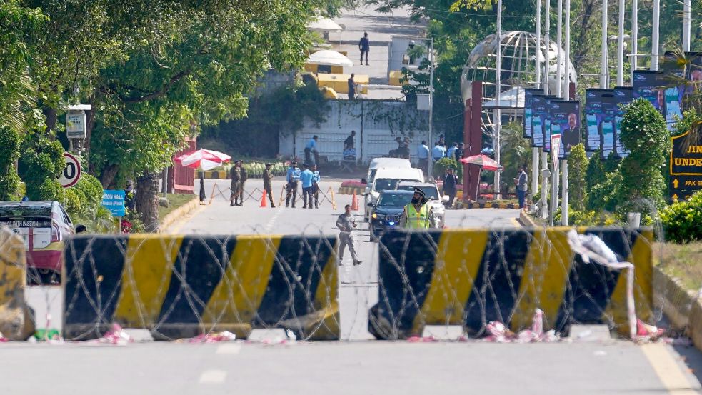 Unter massiven Sicherheitsvorkehrungen für die USA und der Iran in Islamabad Verhandlungen über eine Beilegung der Iran-Krise. Foto: Anjum Naveed